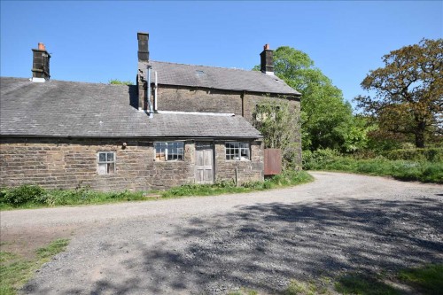 Arrange a viewing for Clayton Fold Farm Cottage, Oakmere Avenue, Withnell, Chorley